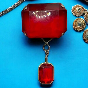 Vintage Large Red Faux Rhinestone Dangle Gold Tone Brooch
